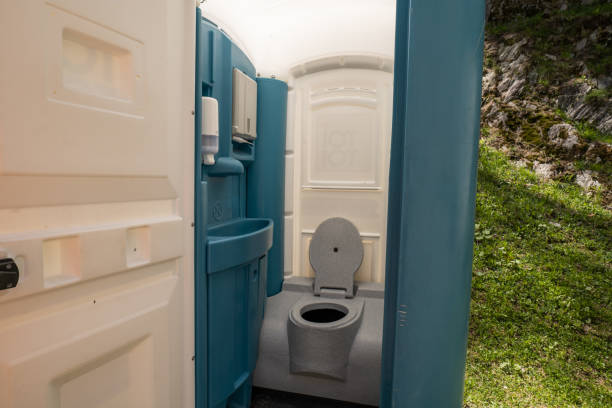 Portable Toilet Options We Offer in Hooper, UT